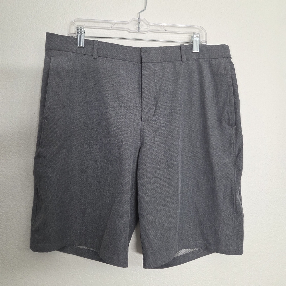 NIKE GOLF MEN'S SIZE 38 AJ5495  DRI FIT FLEX STRETCH SHORTS FIT GRAY